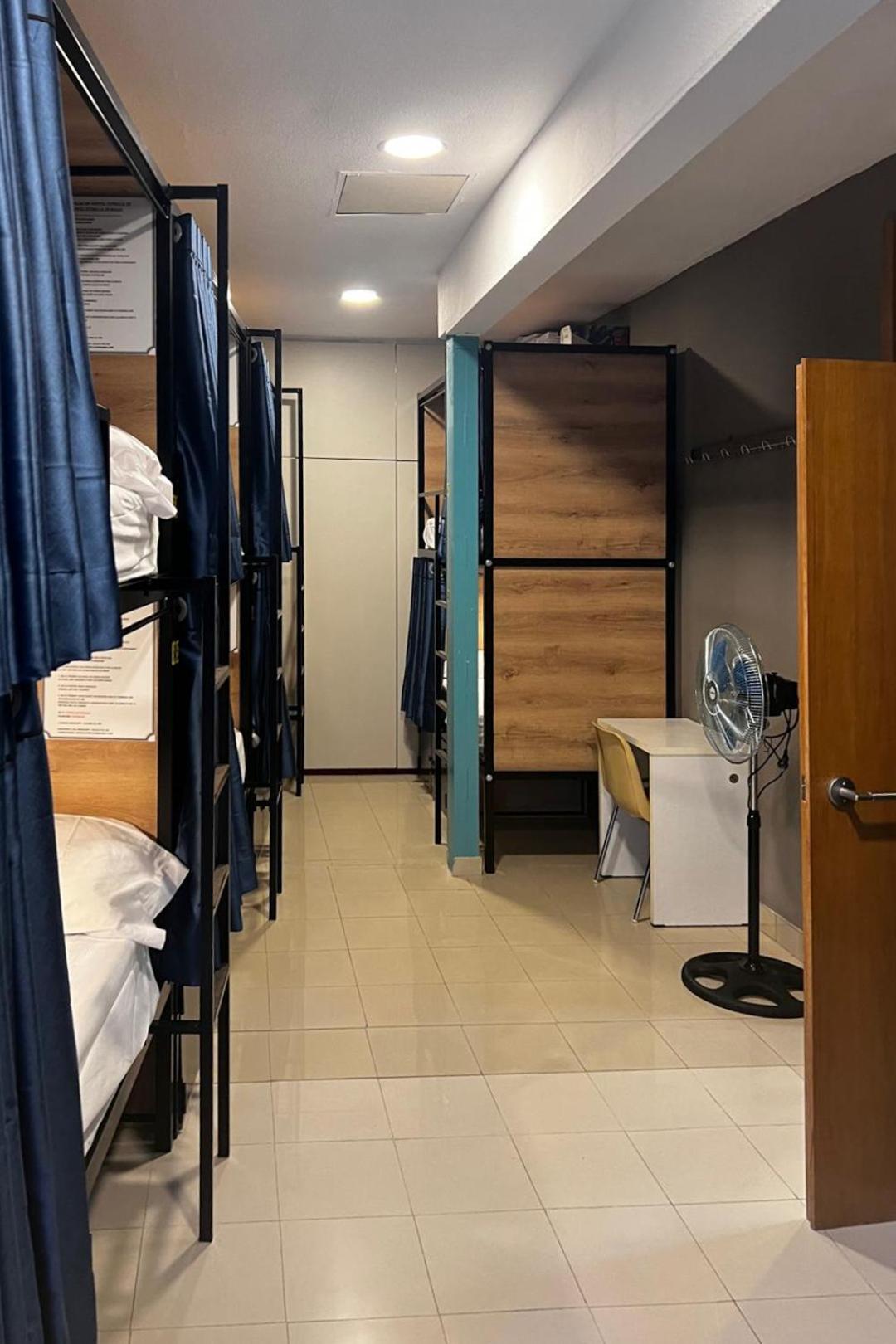 Hostel Estrella 20 Madrid Kültér fotó